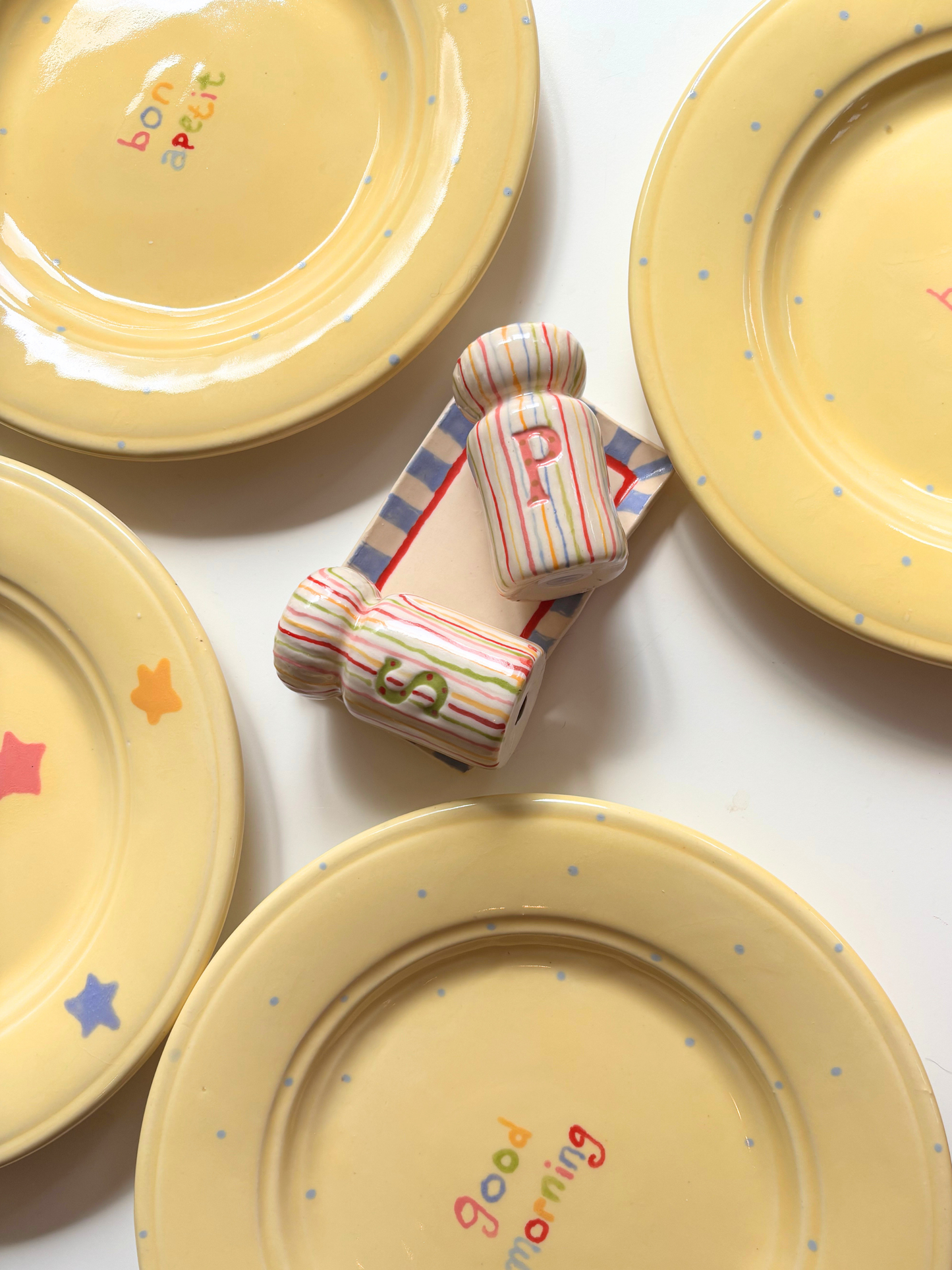 Salt & Pepper Shaker Set