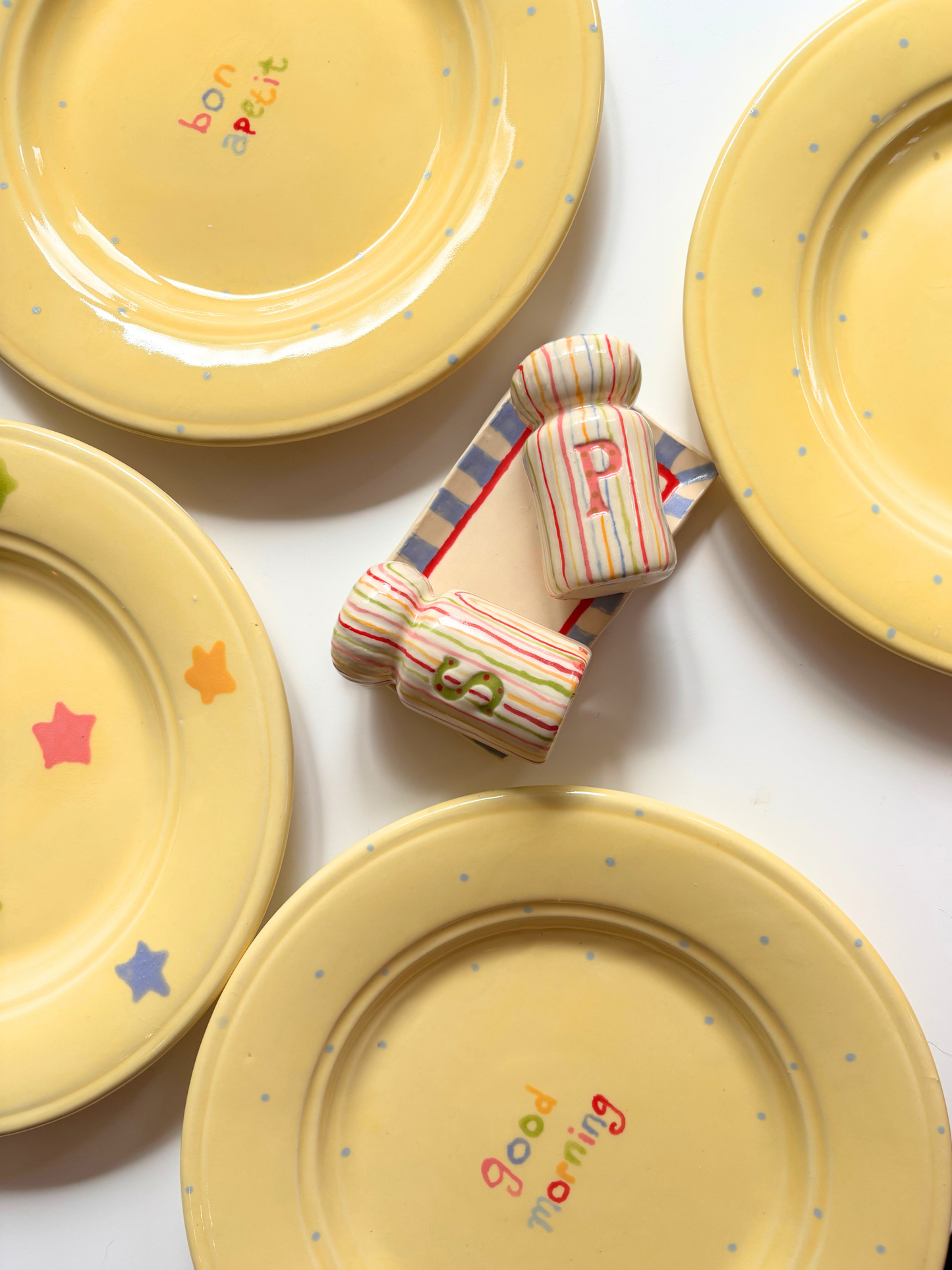 Salt & Pepper Shaker Set