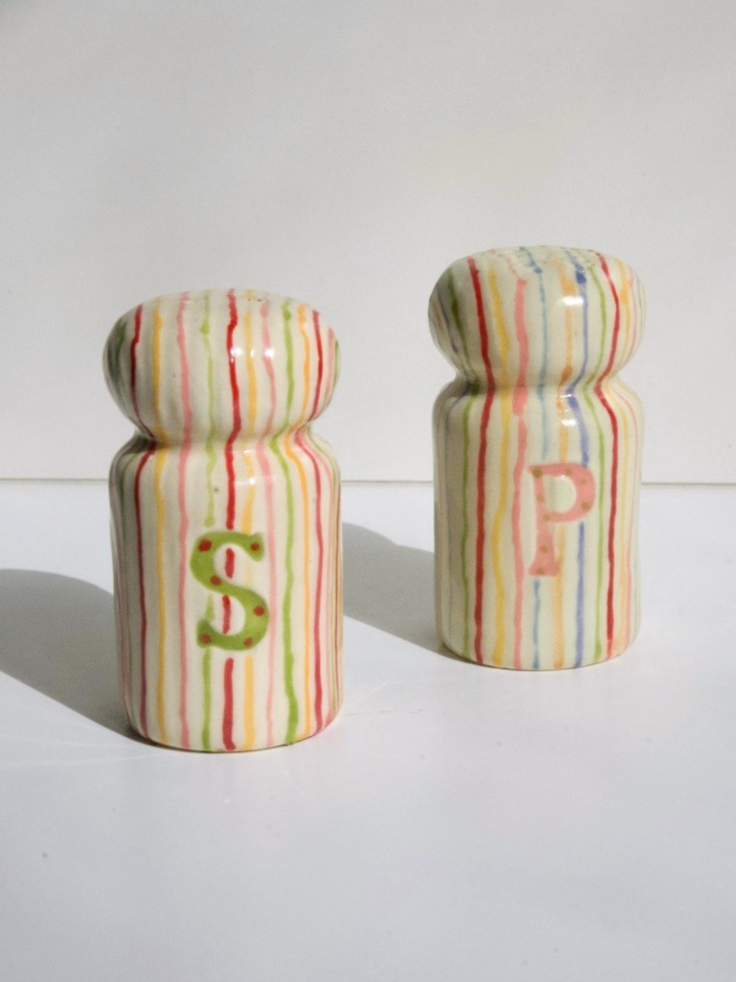 Salt & Pepper Shaker Set