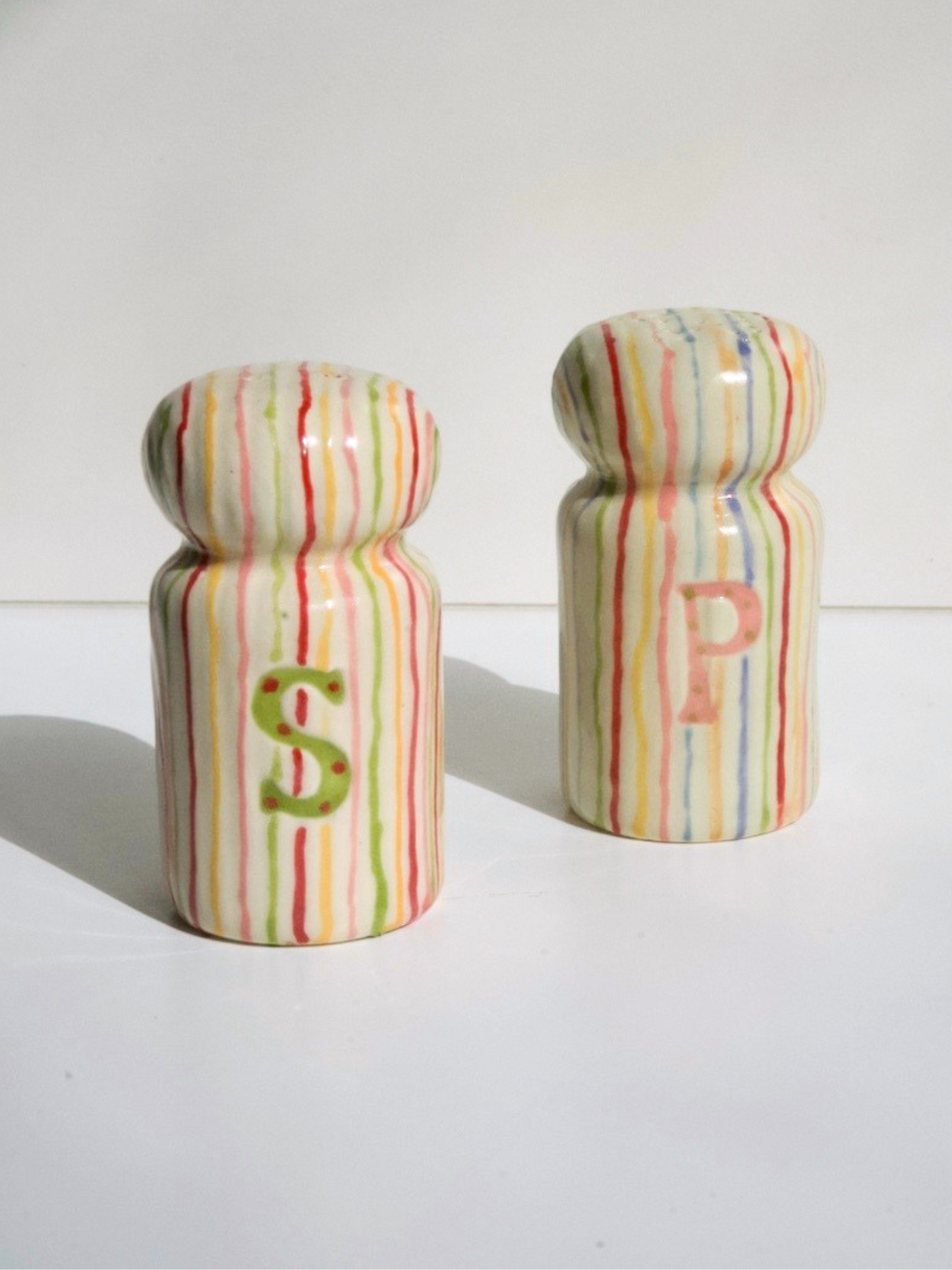 Salt & Pepper Shaker Set